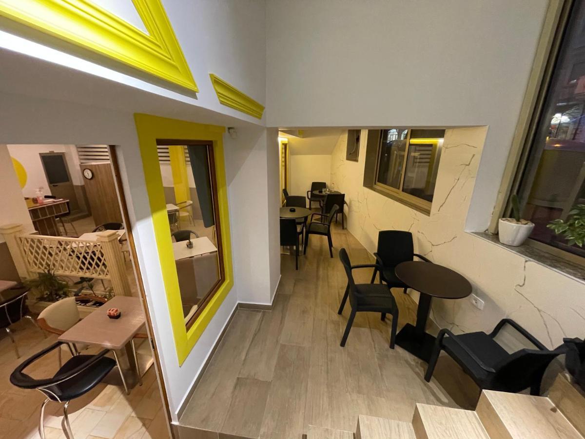 Bobi Hotel Shkodër Esterno foto