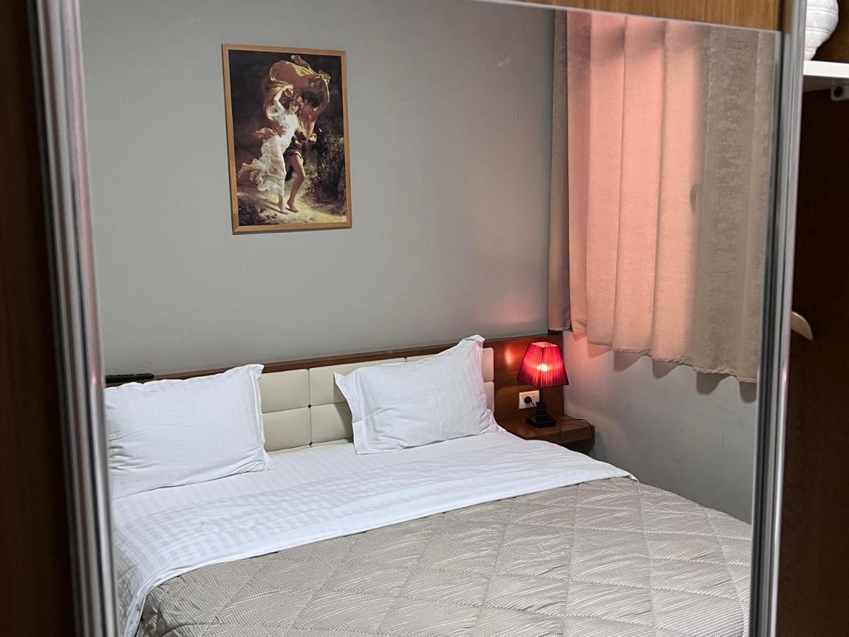 Bobi Hotel Shkodër Esterno foto