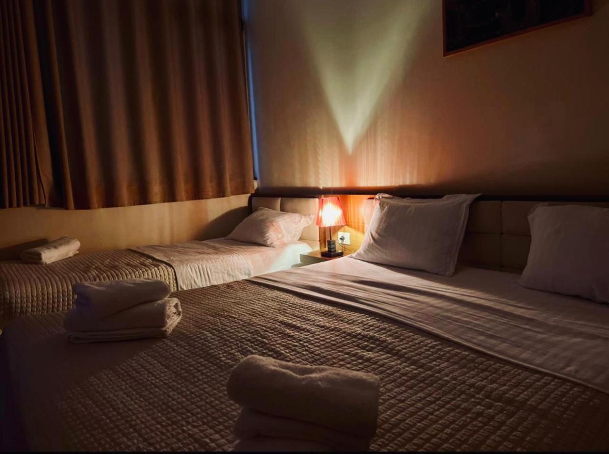Bobi Hotel Shkodër Esterno foto